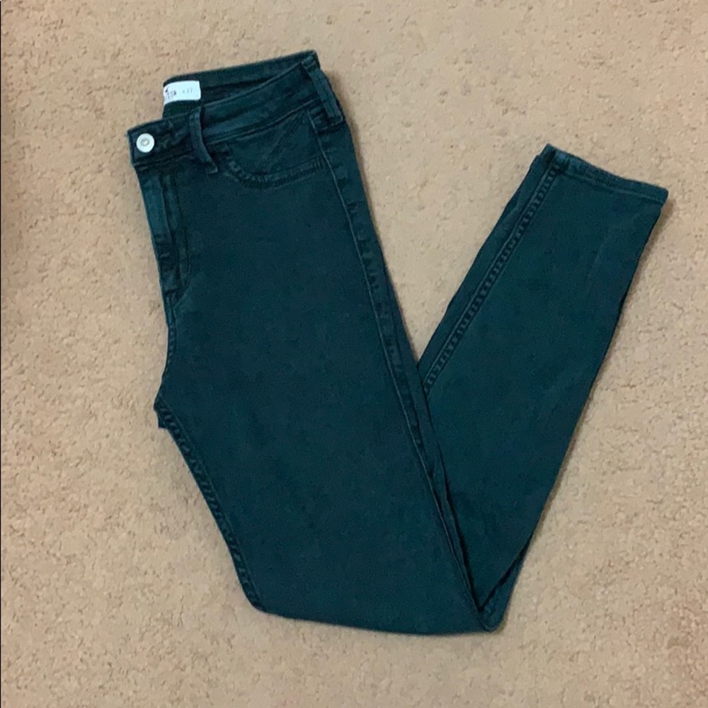 Hollister High Waisted forest Green jeggings